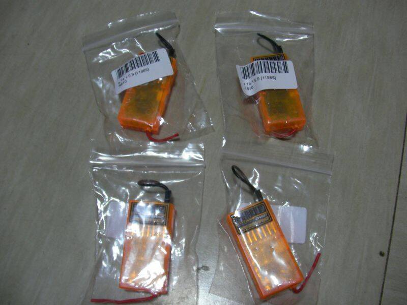 全新Orange 2.4G 小橘子六動接收機2顆賣580免運~有2組....已售完