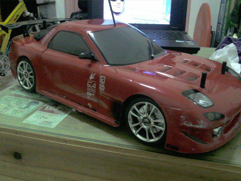右邊車門有開過