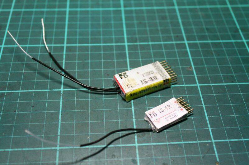 FD 2.4G 1發射3接收(Futaba)(已出售)
