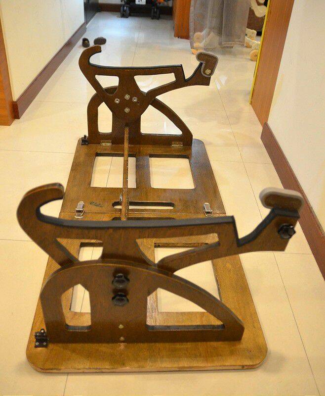 一上漆的瞬間..糟糕~我把製機架"舊化"了 一上漆的瞬間..糟糕~我把製機架"舊化"了