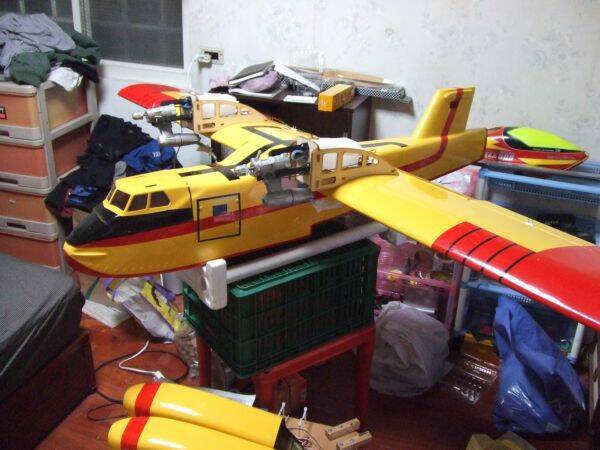 CL-415 005.jpg