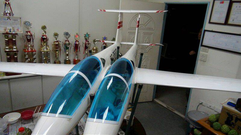DSC00010-800.jpg