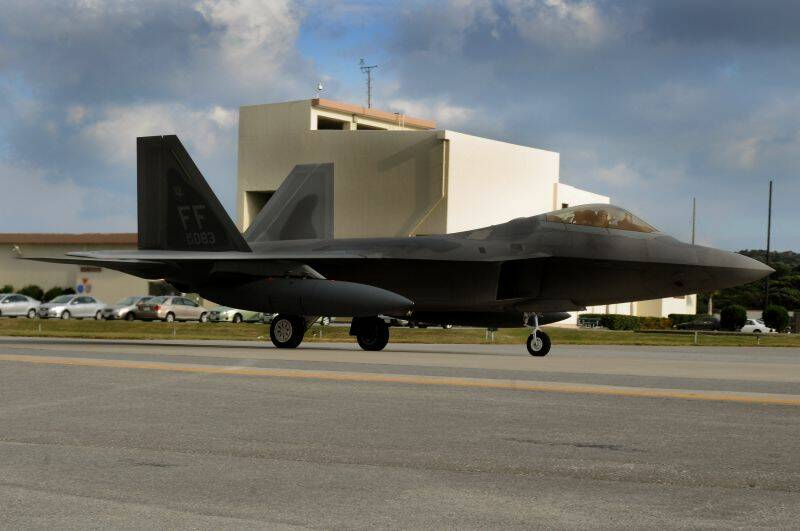 F22_Pacific_3.jpg