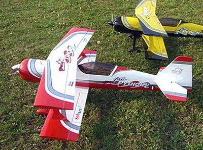 Pitts Python S - 50EWR-01.jpg