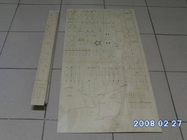 2戰雙翼機~~1700元