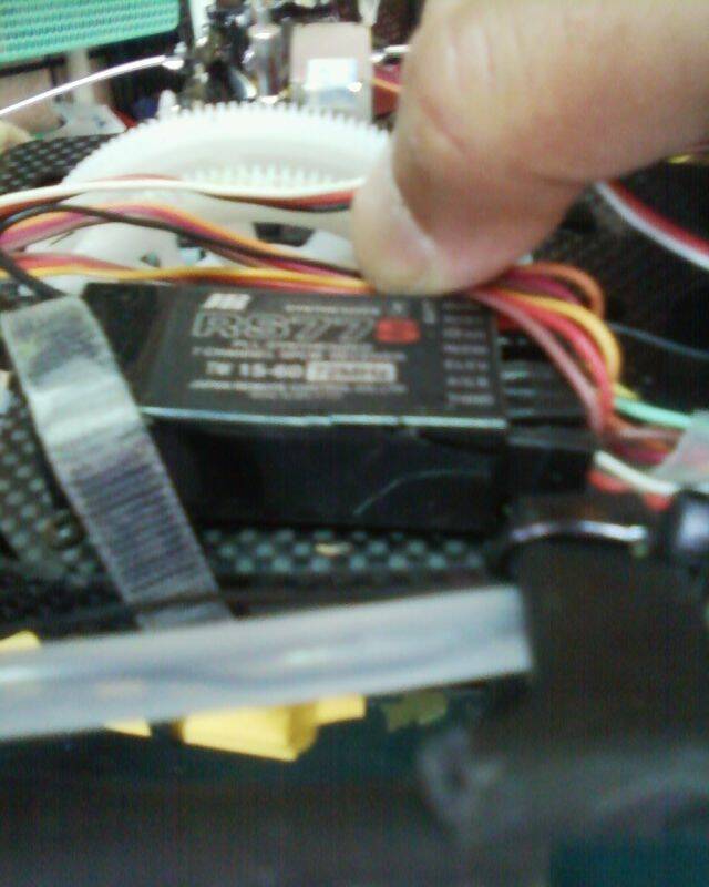 另ㄧ架PRO常摔殼有裂開,這是我的主力機所以使用沒問題