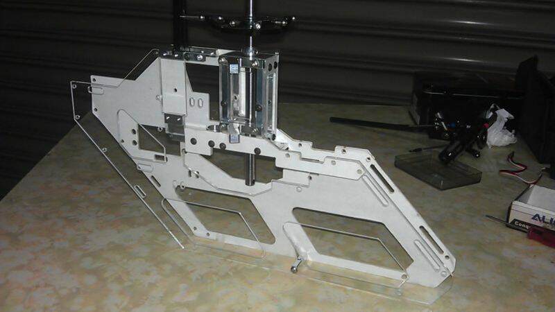 透明的側板可以檢視內部結構的配置
