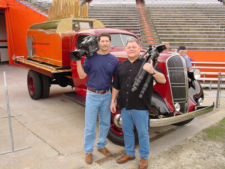Jon&ScottCadeMuseumShoot.jpg