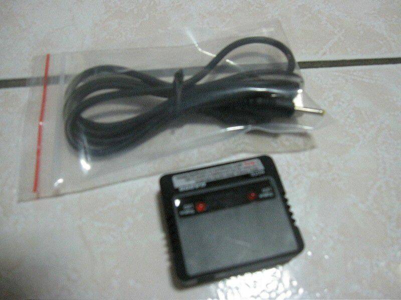 USB充電器一次可充兩顆