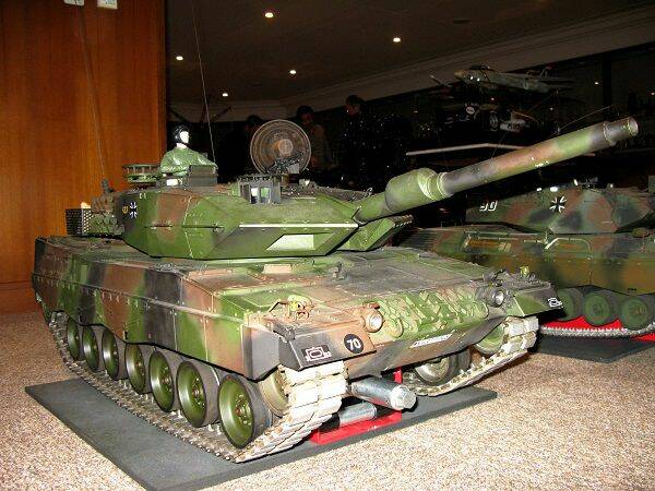 Taiwan tanks 042c.jpg