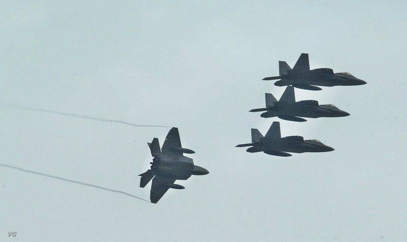 f-22-guam-1.jpg