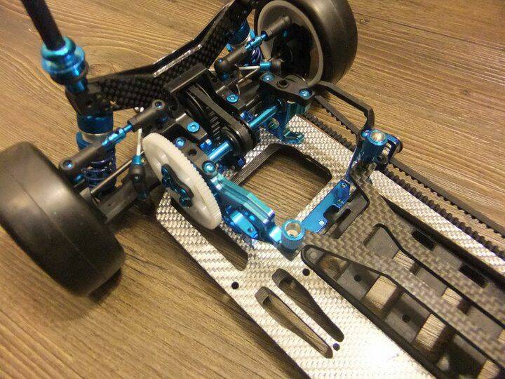 251579_227884773891422_100000097040680_1055552_2956919_n.jpg