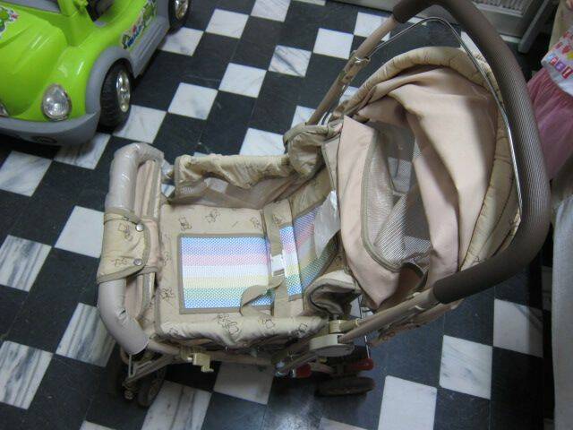 多功能嬰幼兒車1.JPG
