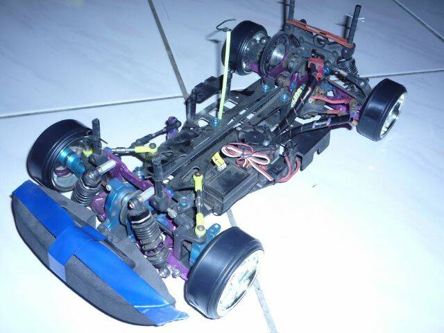 COLT 1/10 甩尾電車