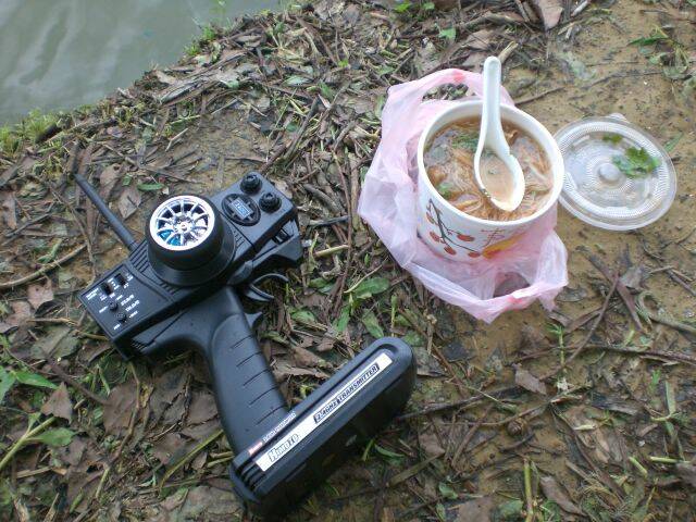 還可以邊玩邊吃哈哈