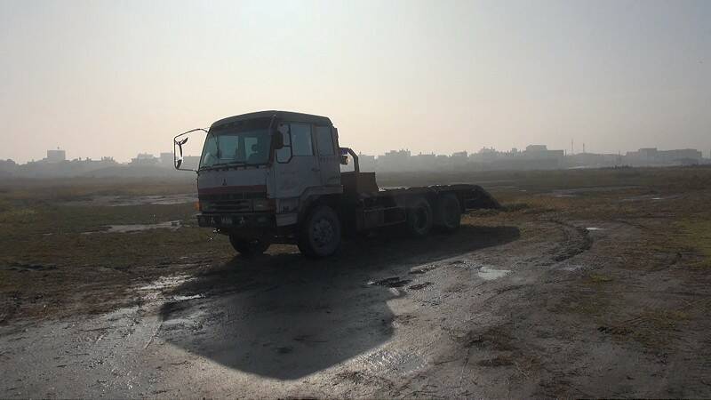 阿德號航空母車