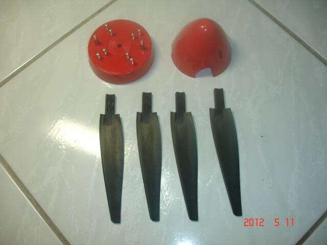 FMS-1米4P51D  原廠四槳頭 反面