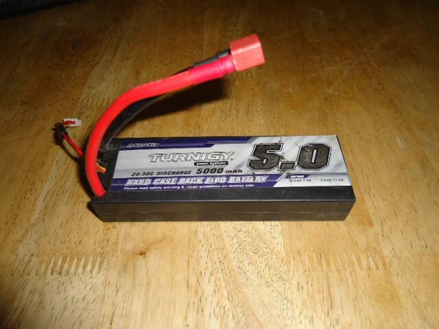 turnigy 20-30c 5000mah電池 400元 已成交