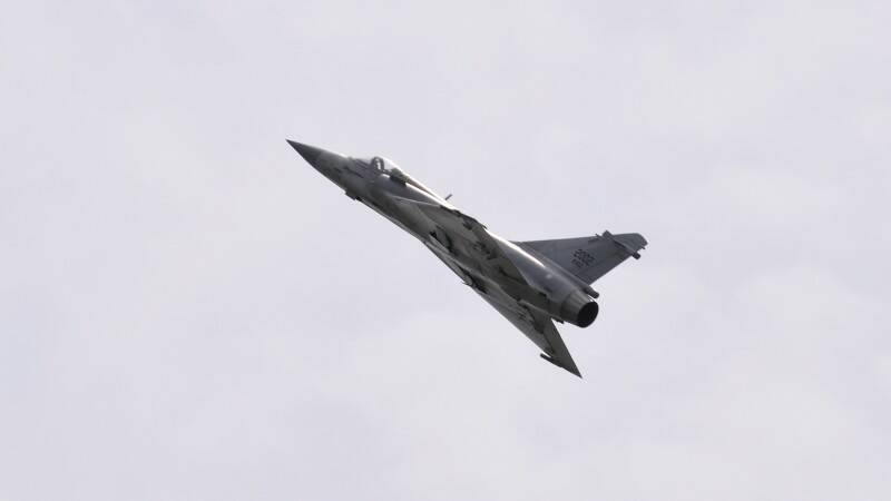 M2000-1.jpg