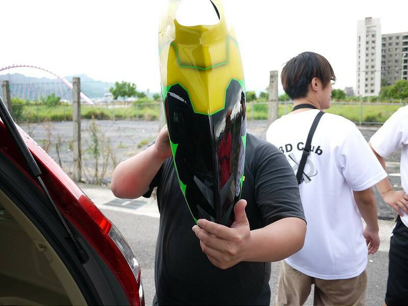 這才是鋼鐵人!