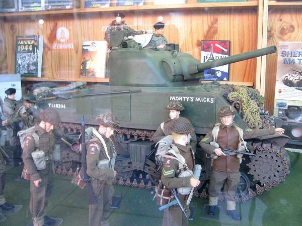 1-6 Sherman-03c.jpg
