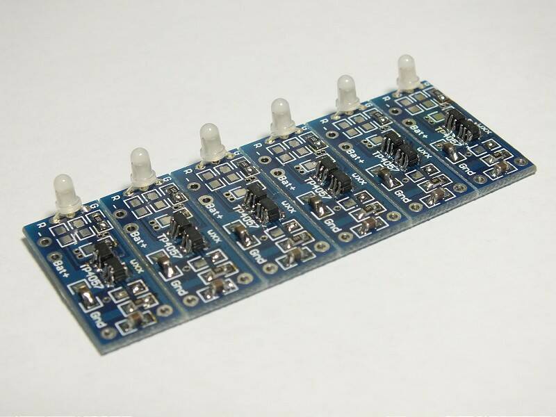 焊LED並剪掉多餘的腳~