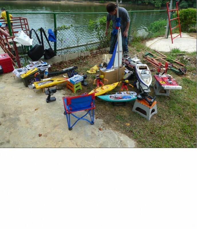 smaller boat party.JPG