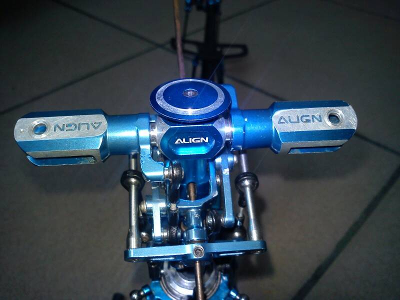 ALIGN TREX-450SE V2旋翼頭 (橫軸;主軸是副廠的)