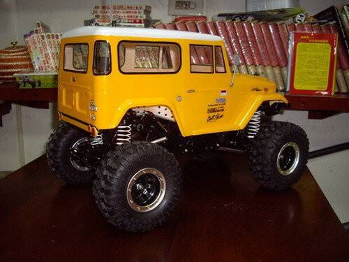 58405 TOYOTA LAND CRUISER 40 2.jpg