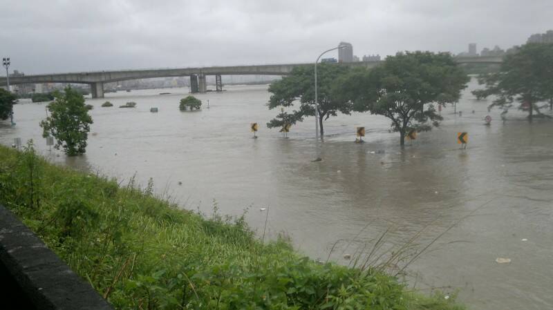201208022386.jpg