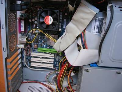 20120608_1d0939fa9b306c92ff3d7N9eg7p5GGm4.jpg
