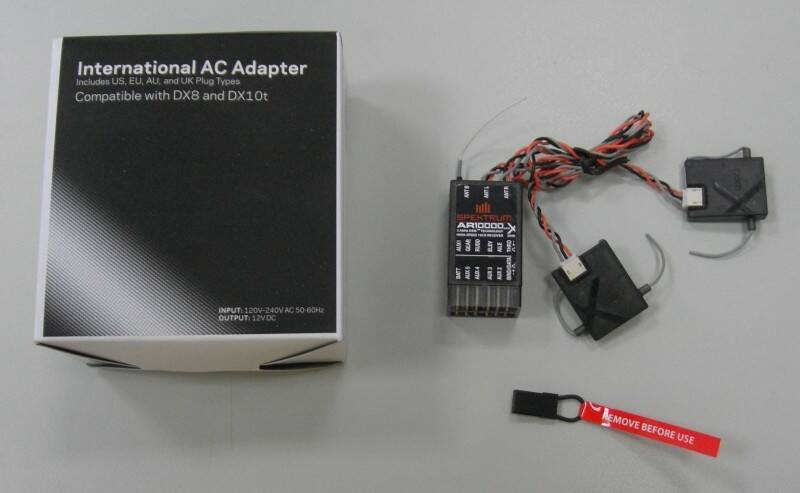 9動接收機 + 兩顆衛星天線 -- 還可以接上第三顆喔~