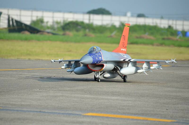 複製 -20120901水楠機場亞拓國際直升機邀請賽 044-800.jpg