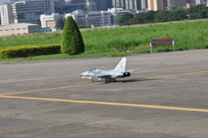 2012 100_調整大小.jpg