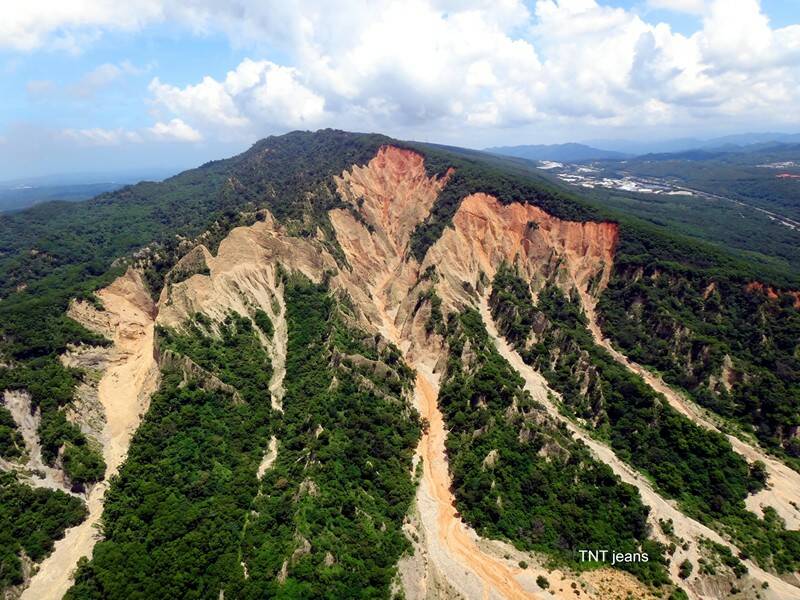 m_空拍火炎山416.jpg