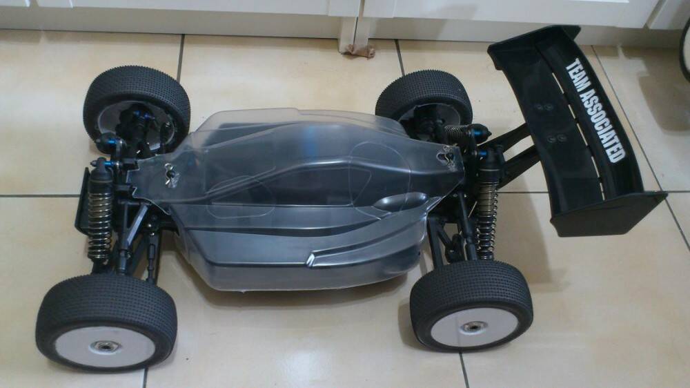 AE RC8_1.JPG