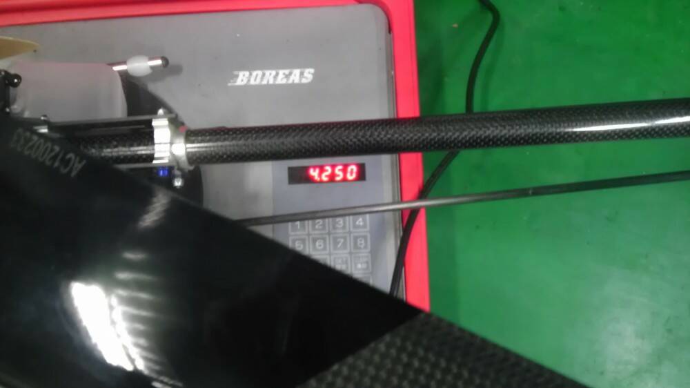 全機重量含電裝.電池.頭罩.大小槳不含燃料.