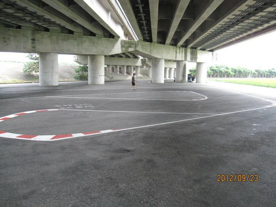 感謝"大愛"車友阿會及銘哥大力贊助糖水/工具+責任施工噴糖水