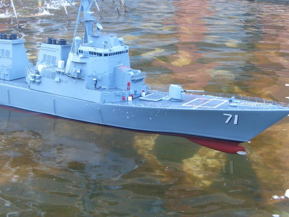 S3702024.JPG