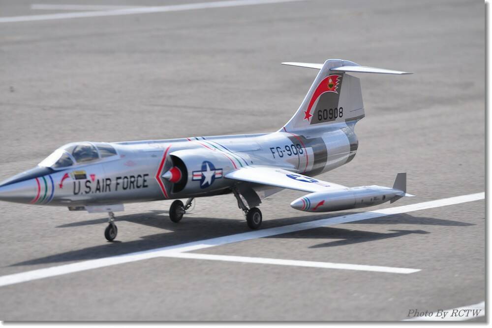 101年度航空模型嘉年華在苗栗 134.jpg