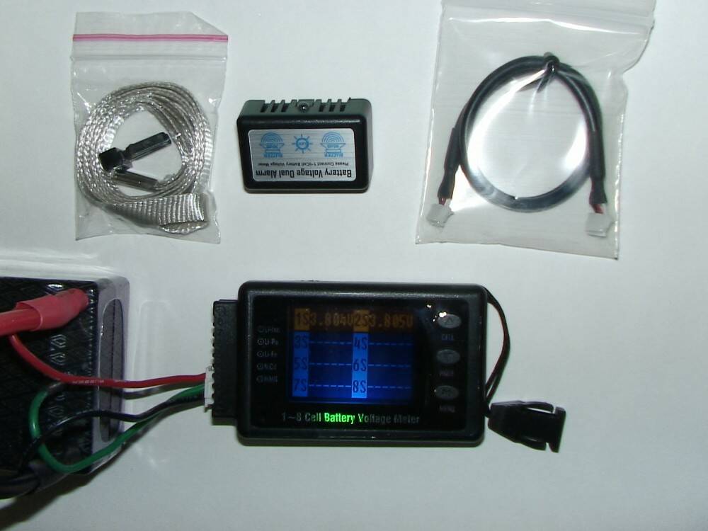 LCD 8 Cell 測電器 0.001V解析度 2
