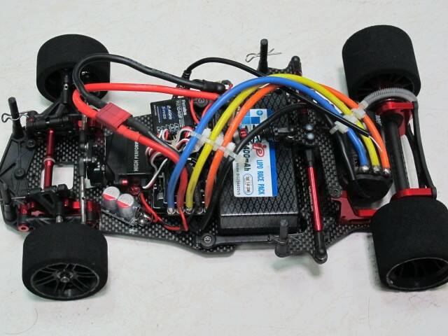 IP 7.4V 4400MAH 9.9成新有兩顆每個1300