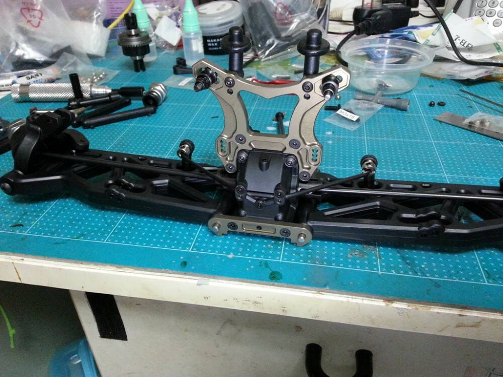 前變速箱 + 蝴蝶板 7075 4mm