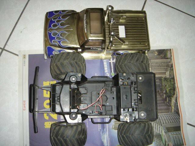 田宮南瓜電大腳車1.jpg