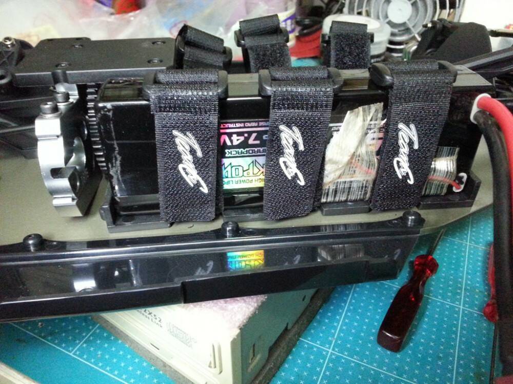 2S/3S兩用電池座