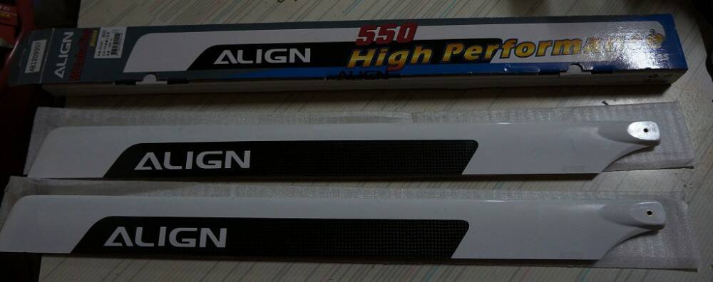 1. 近全新ALGIN550mm碳纖槳