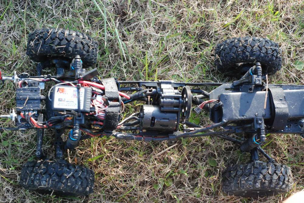 全金屬SCX10車體