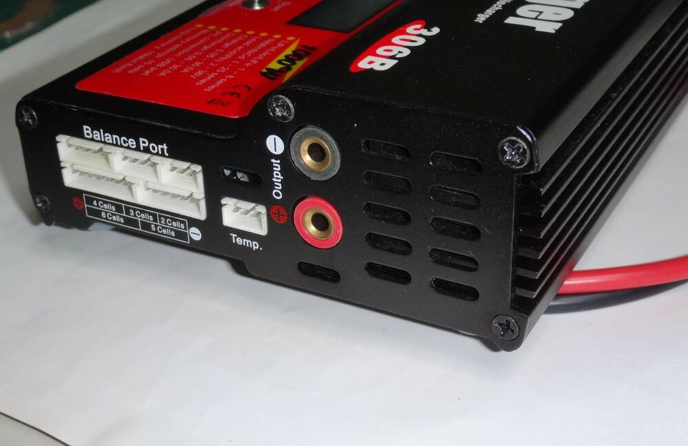 306B-3.jpg