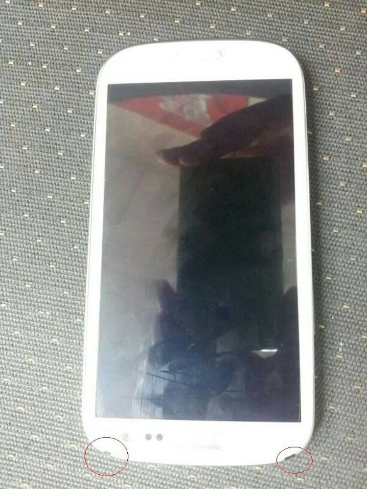 圓圈處有掉漆