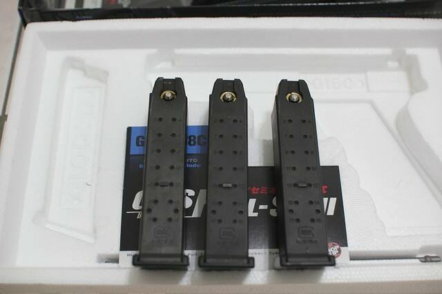 img2163800.jpg